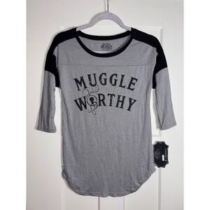 NWT Fantastic Beasts Muggle Worthy Raglan T-Shirt Size Small Harry Potter